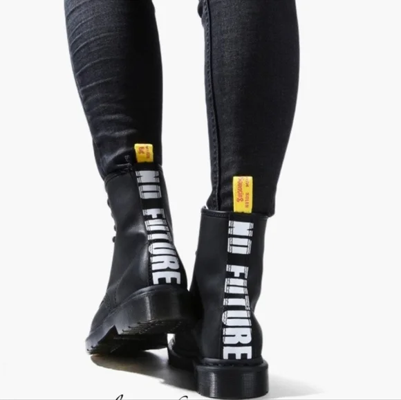 Dr. Martens x Sex Pistons Black